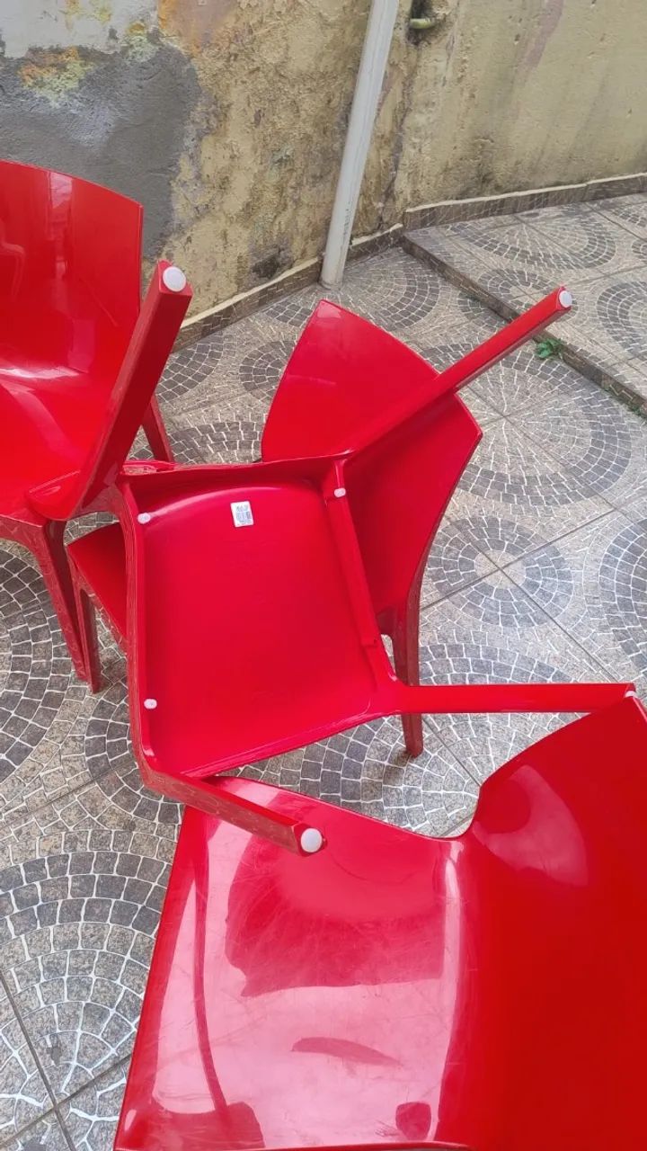 Mesa de Vidro com 4 Cadeiras - Foto 2