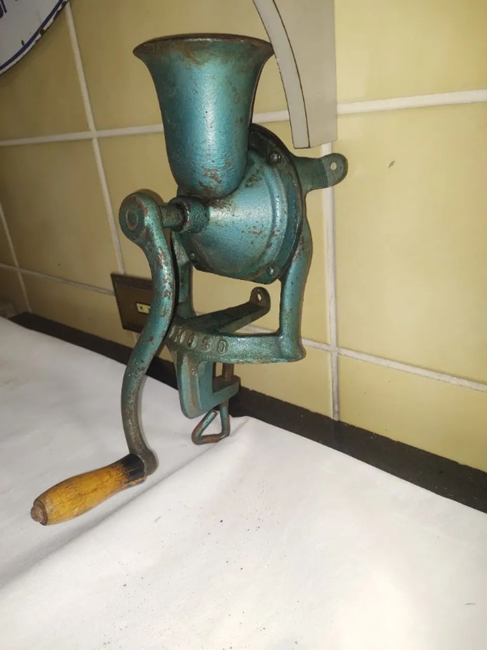 Moinho para café antigo - Foto 2