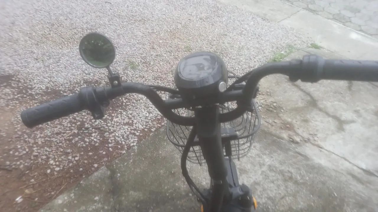 Vendo bike elétrica nova 