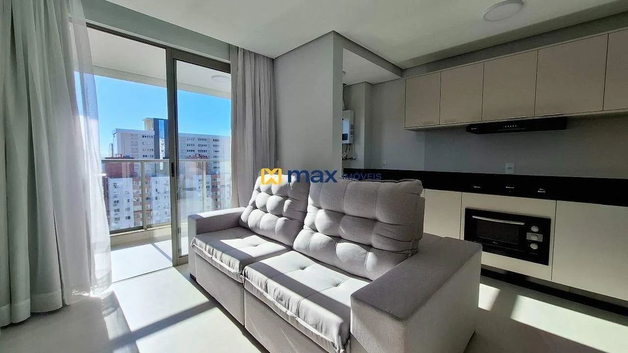 Apartamento mobiliado com 2 suítes no Centro de Itajaí. - Foto 2