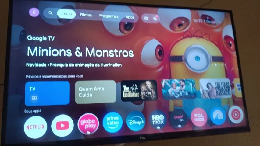Vendo uma tv , pouco tempo de uso.