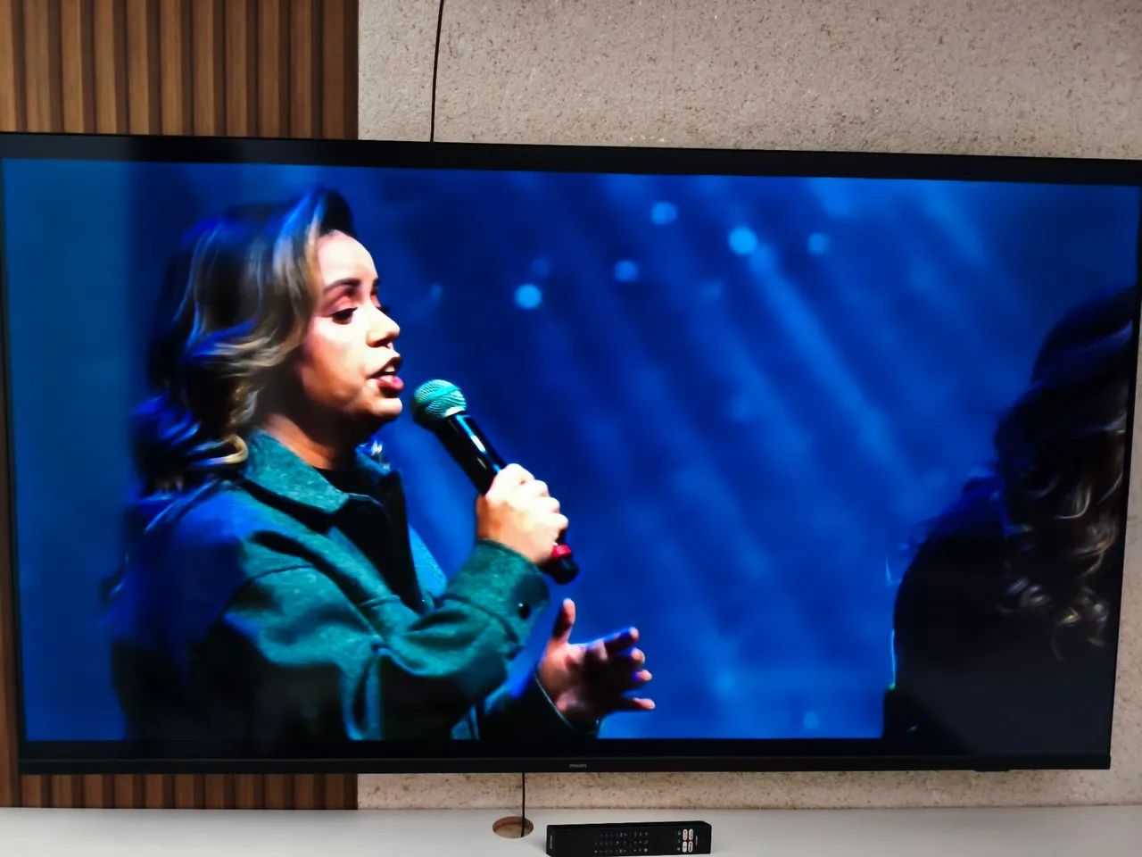 Vendo TV 70" Philips  - Foto 4