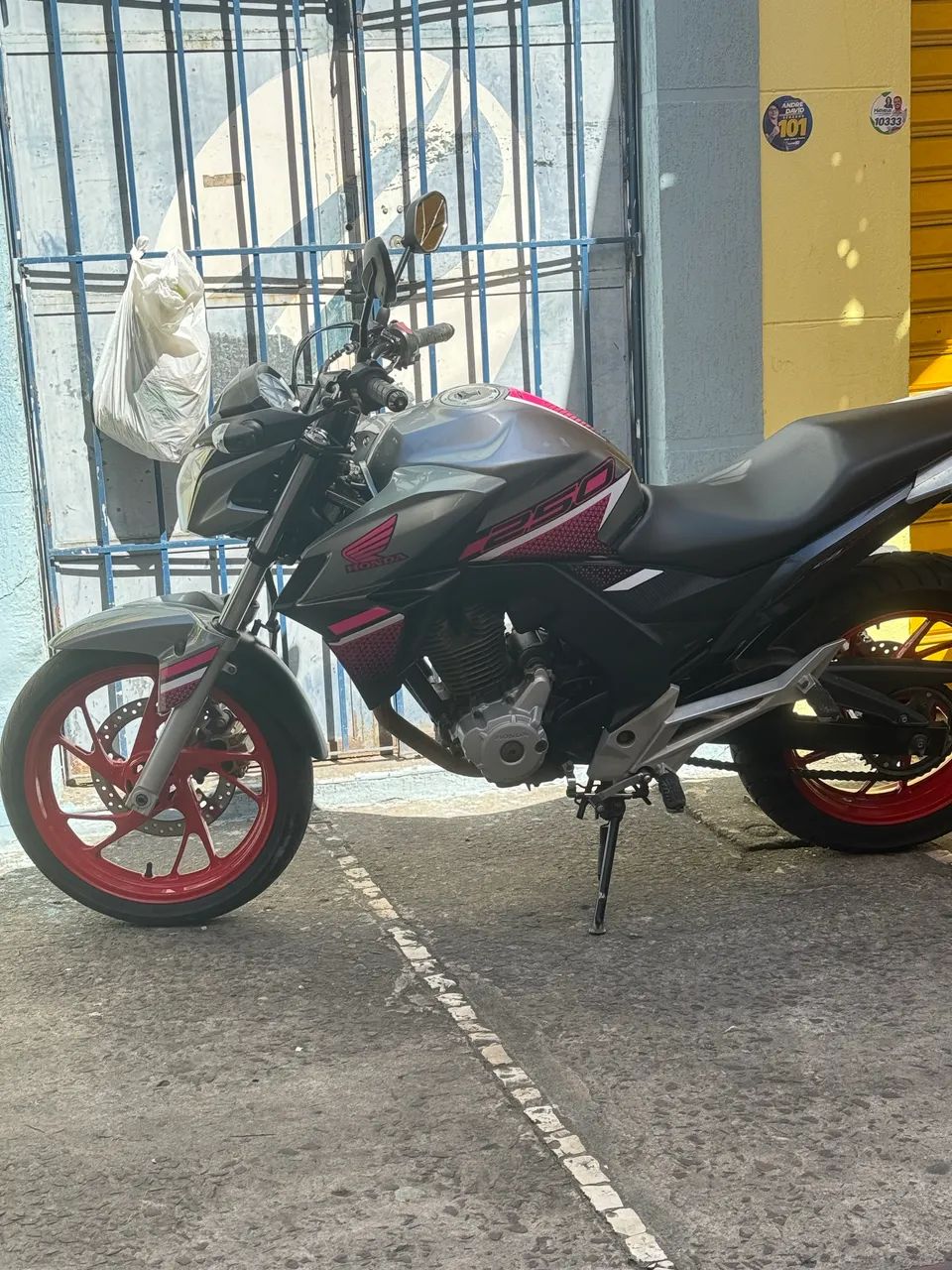 Twitter mas nova da olx - Foto 2