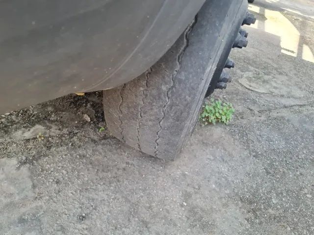 Iveco 70c16 - chassi, reboque no documento - Foto 2