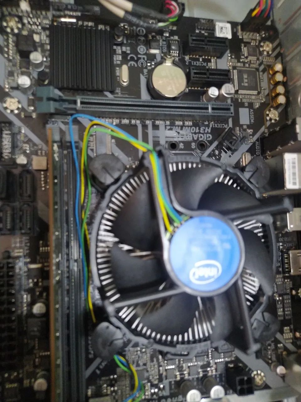 Kit i3 8100 8gb. R$450. - Foto 3