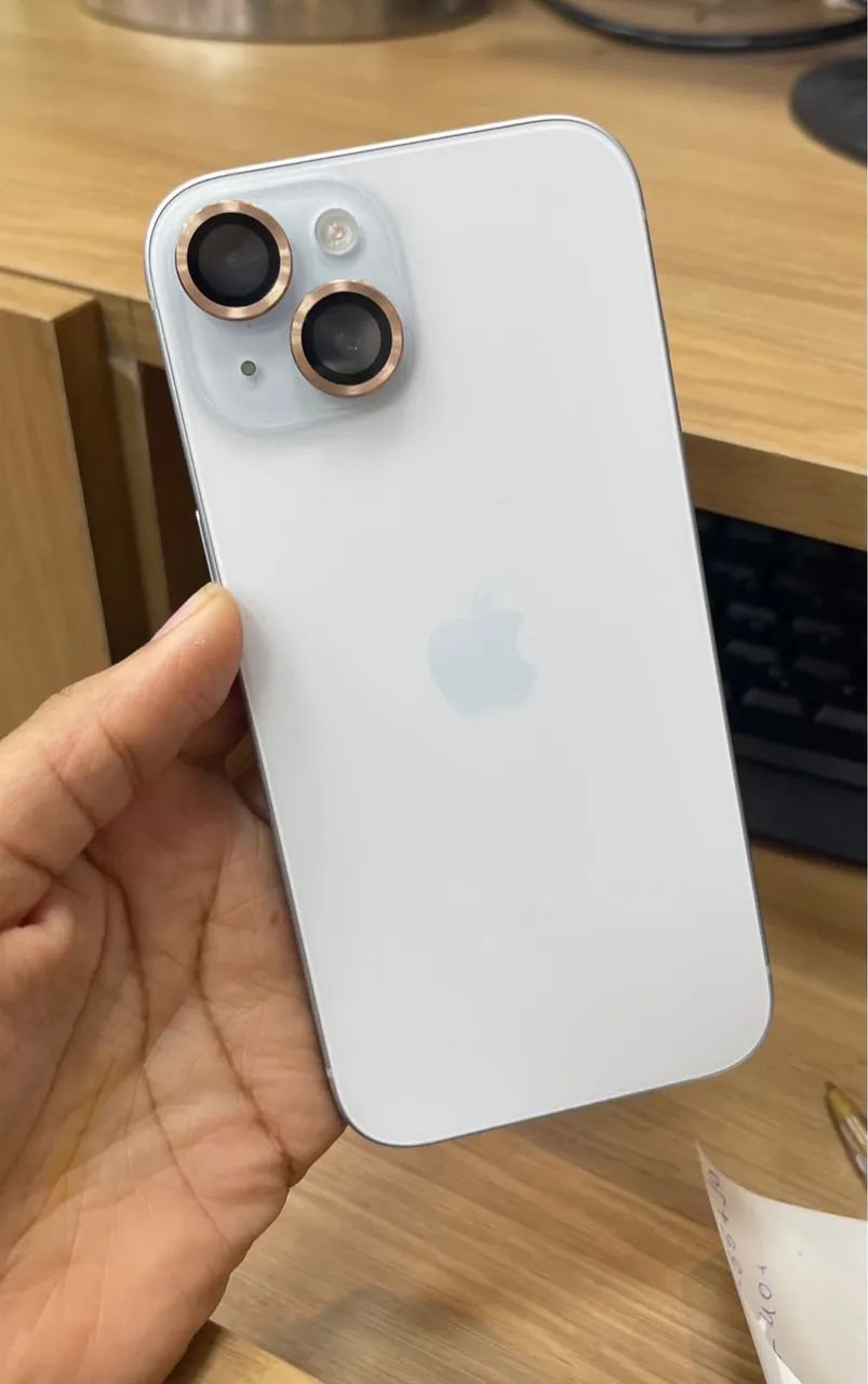 iPhone 15