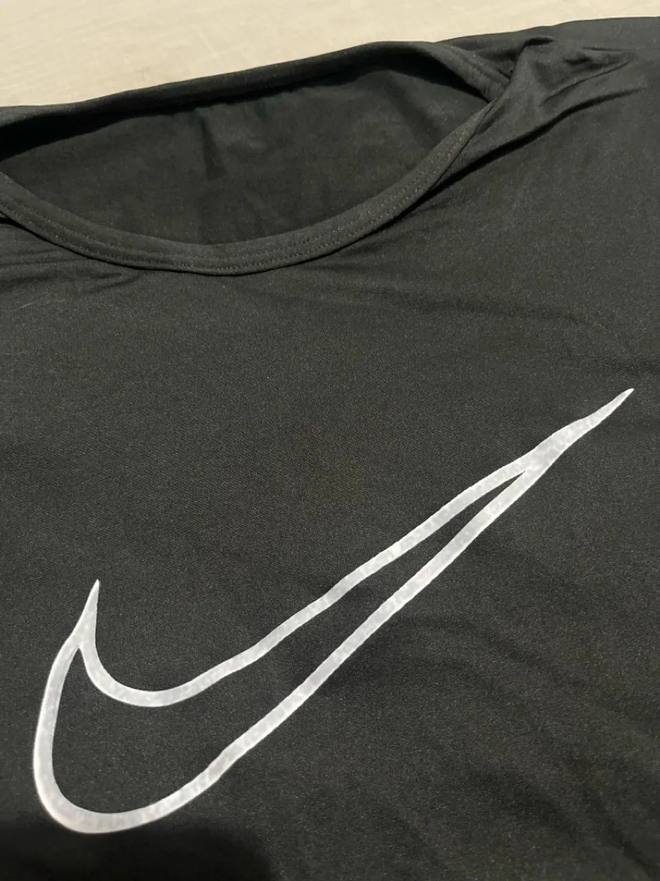 Camiseta Compressão Nike - Foto 2