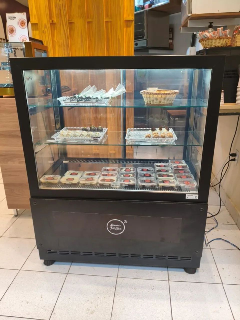 Vitrine expositora gelada OMEGA DBR 1.0 - Foto 2
