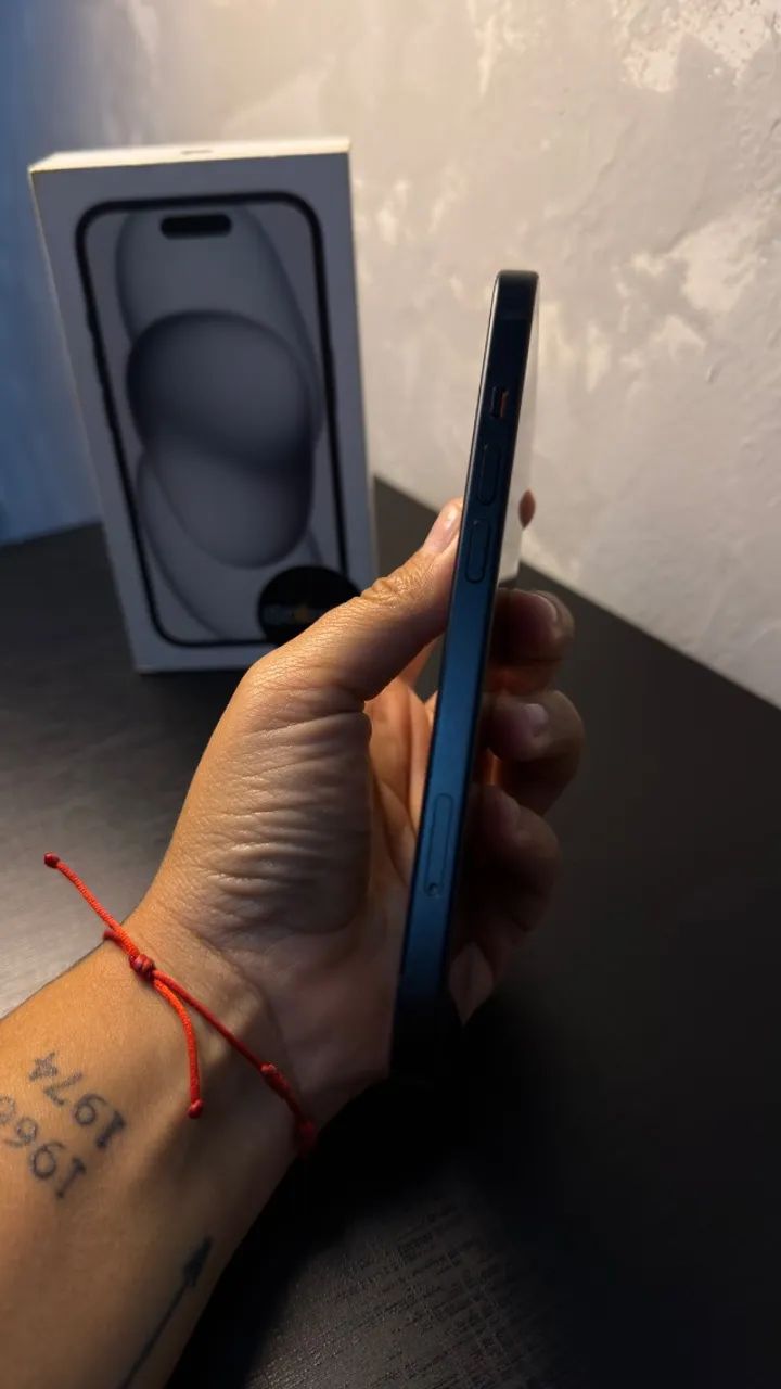 iPhone 15 128GB Preto Seminovo - Foto 4