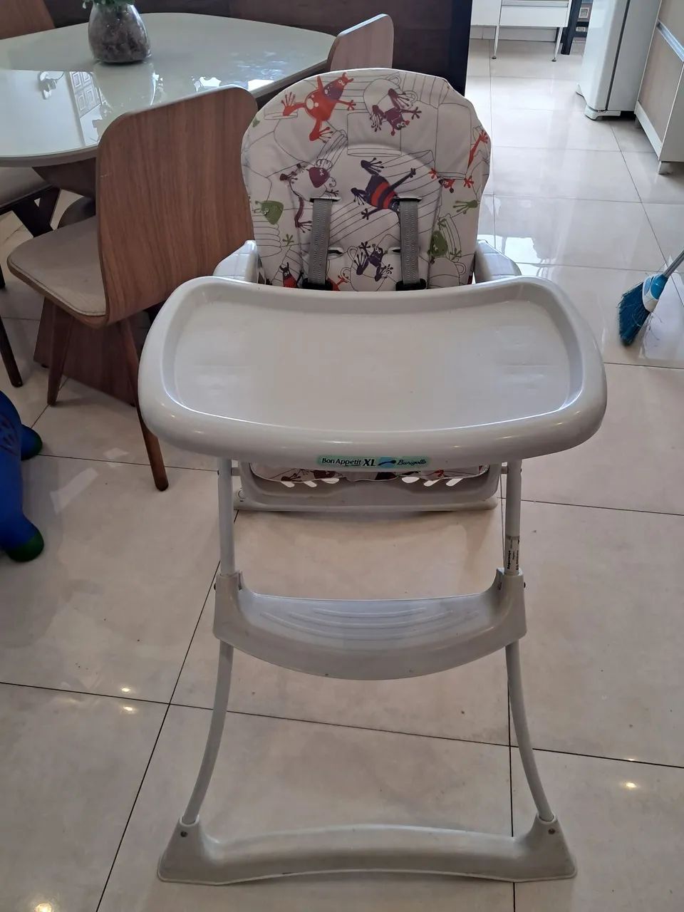 Cadeirinha de Alimentação Para Bebê Burigotto