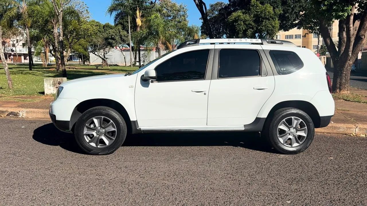 Renault Duster Dynamique 4X4 2.0 Hi-flex 16V MEC 2016 - Foto 3