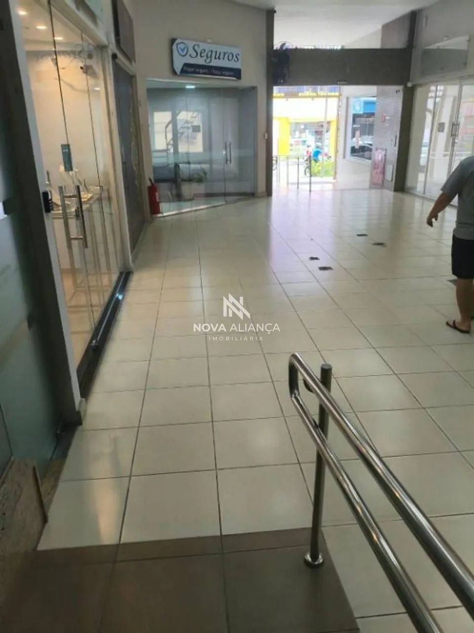 Sala para alugar, 67 m² - Centro - Vila Velha/ES - Foto 3