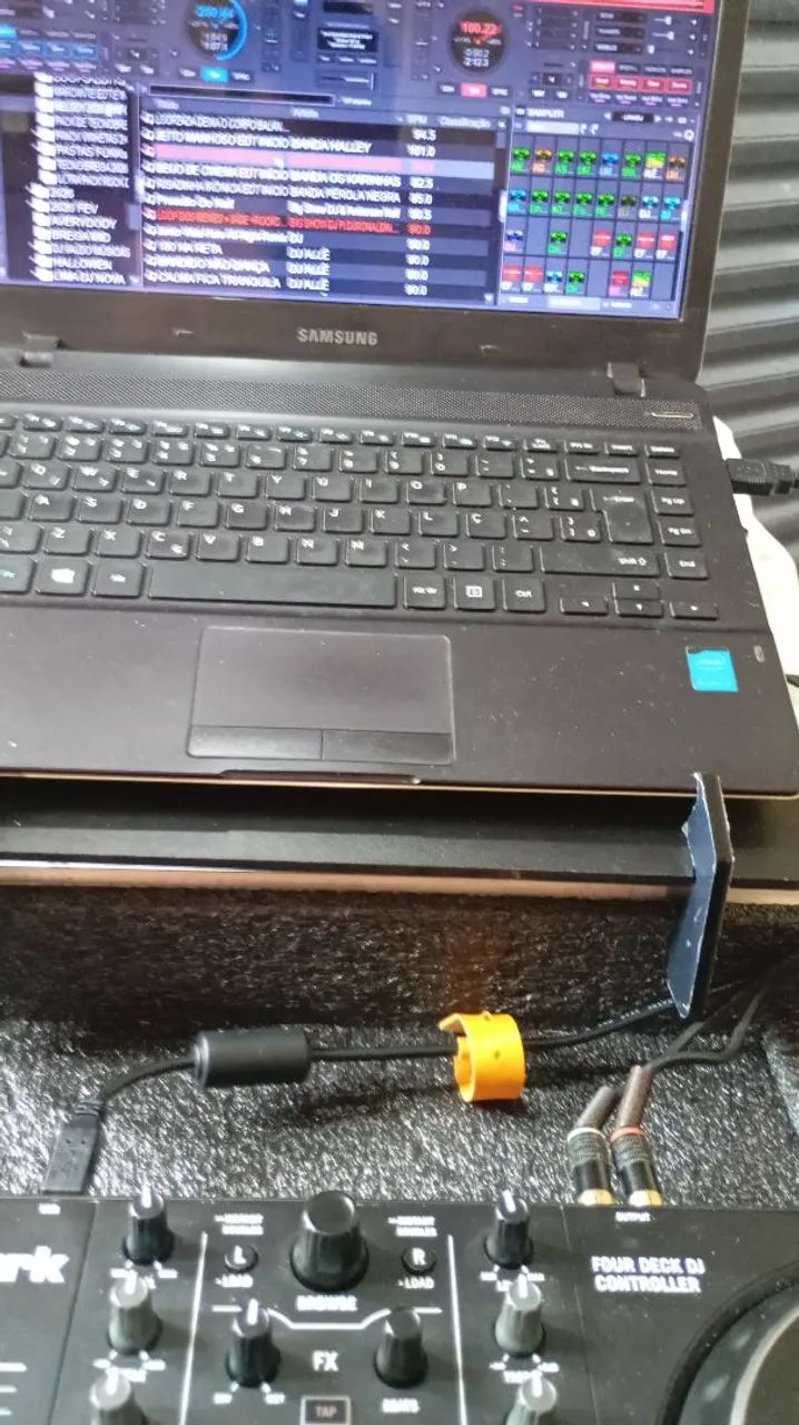 Controladora numark plantium + case da somcase! - Foto 4