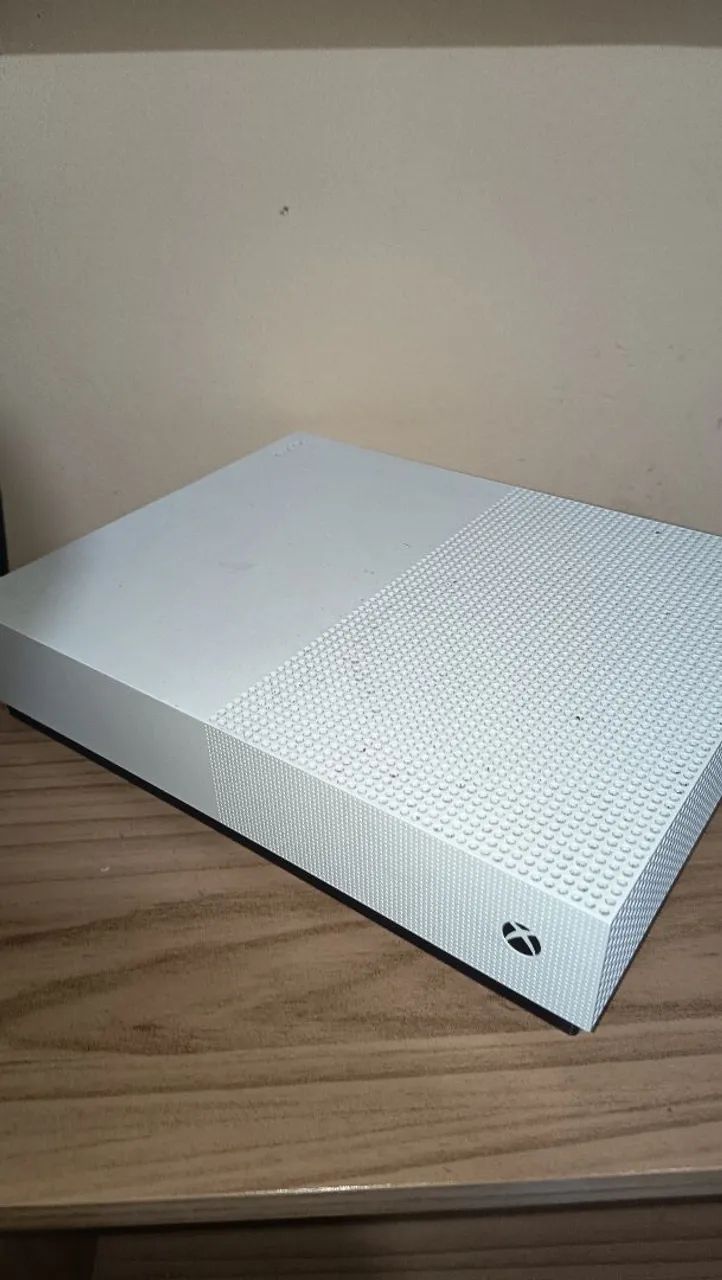 Xbox One S