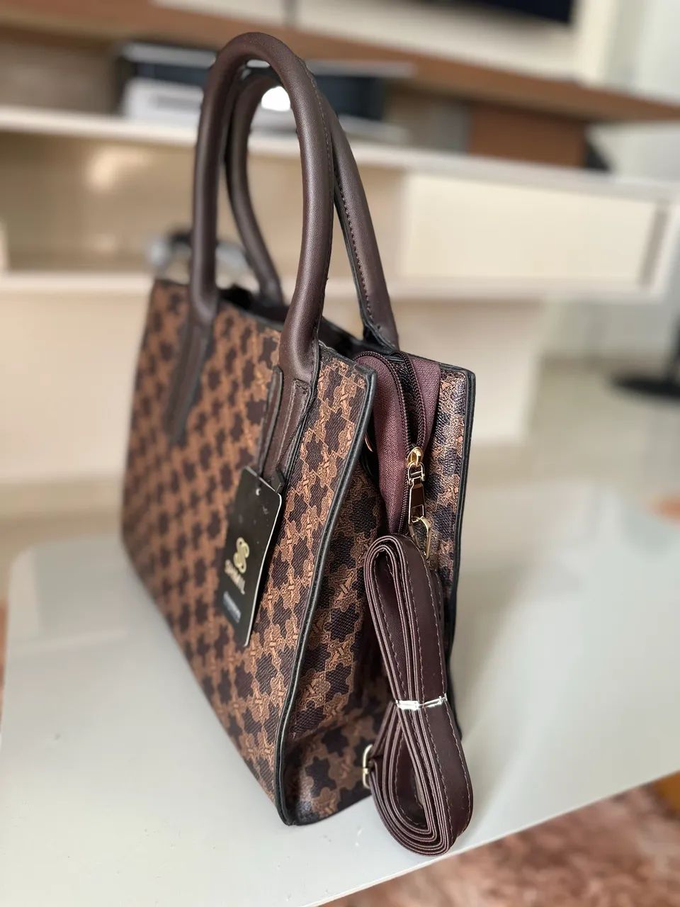 Bolsa Feminina Nova - Elegante e Espaçosa - Foto 3