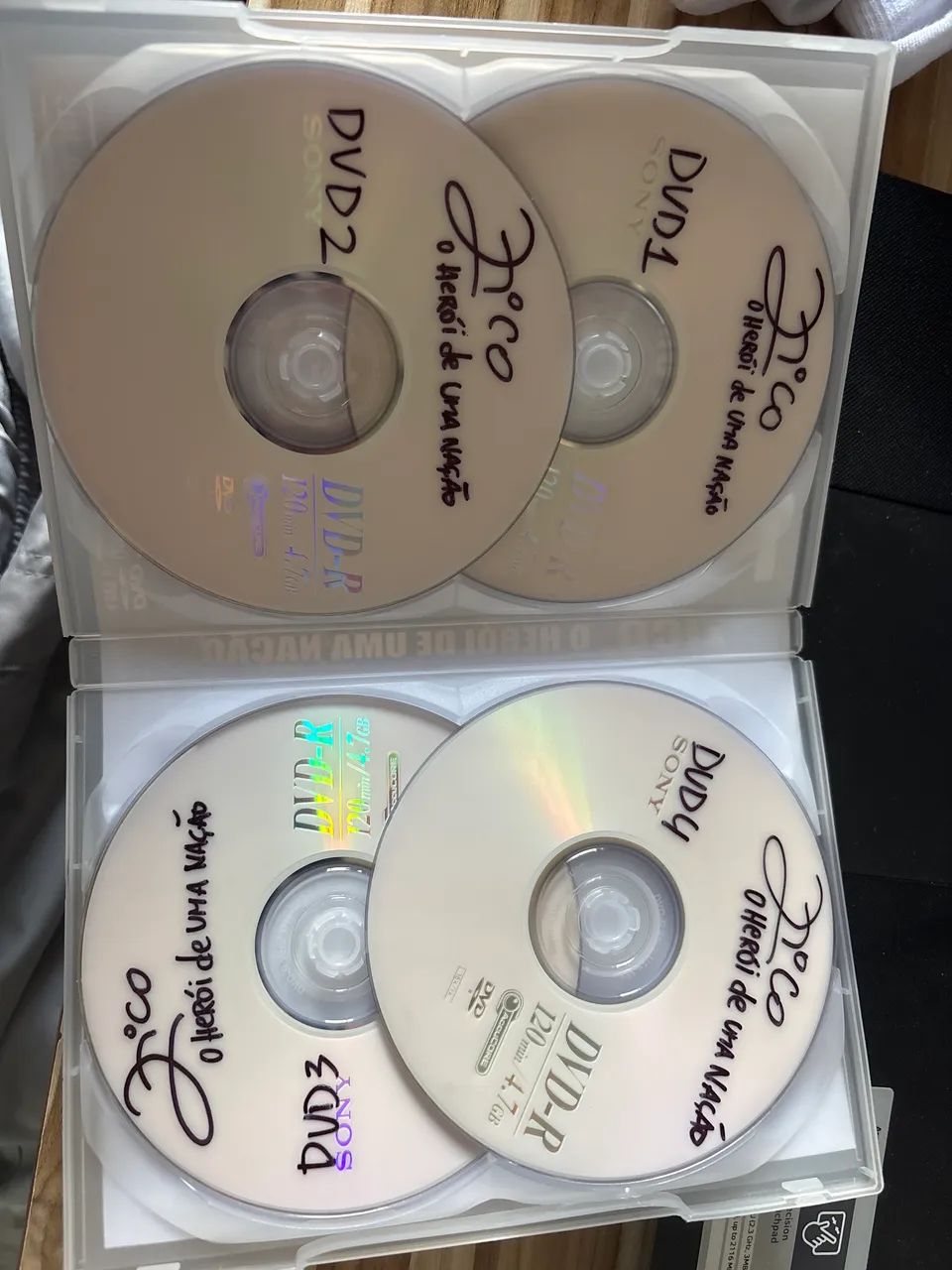 DVD assinado pelo Zico - Foto 2