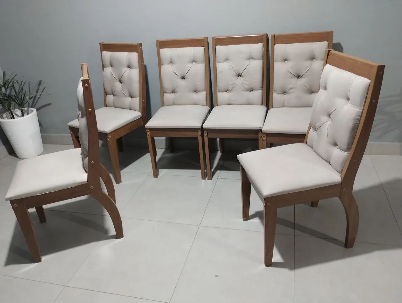 6 cadeiras estofadas entrego ler anúncio  - Foto 4