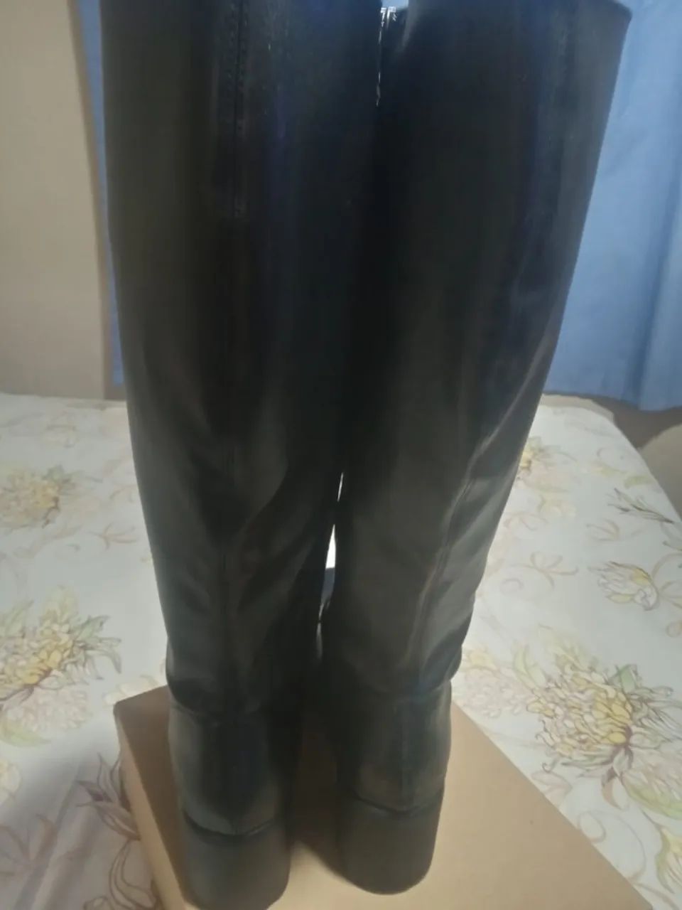 Bota coturno cano longo plataforma - Foto 2