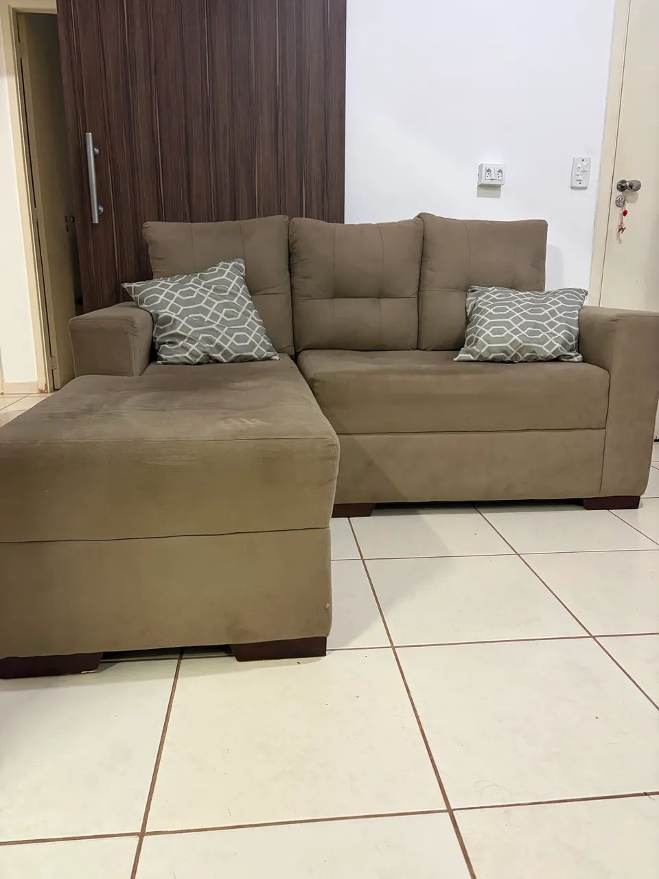 Sofá para 3 lugares - Foto 2