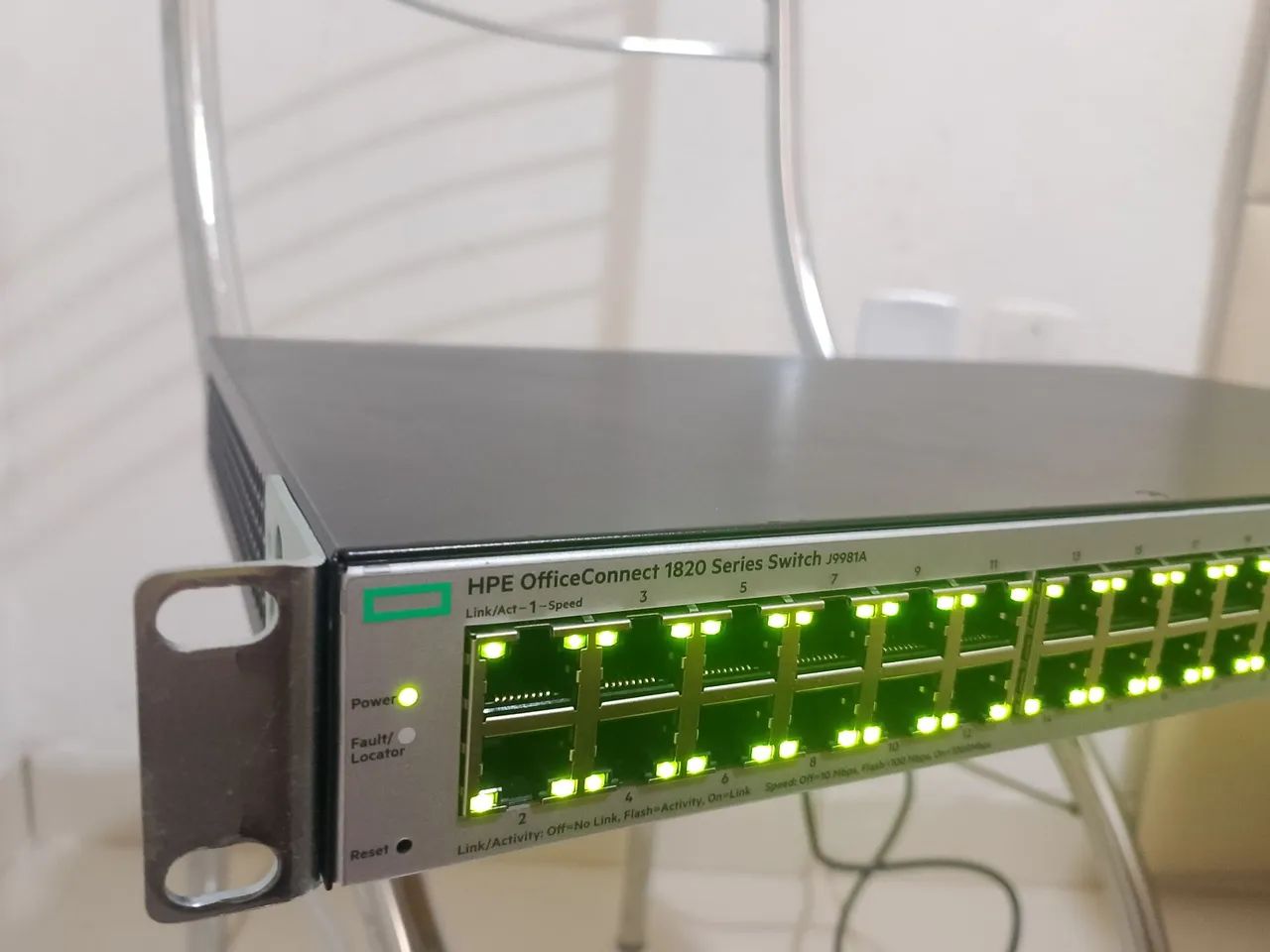 switch HPE OfficeConnect - Foto 4