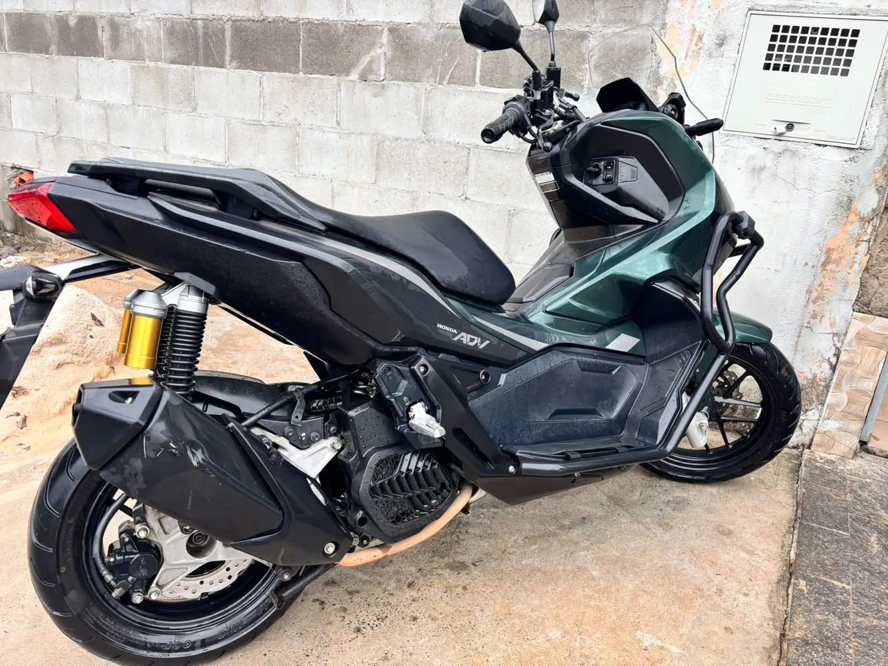 ADV Honda automática