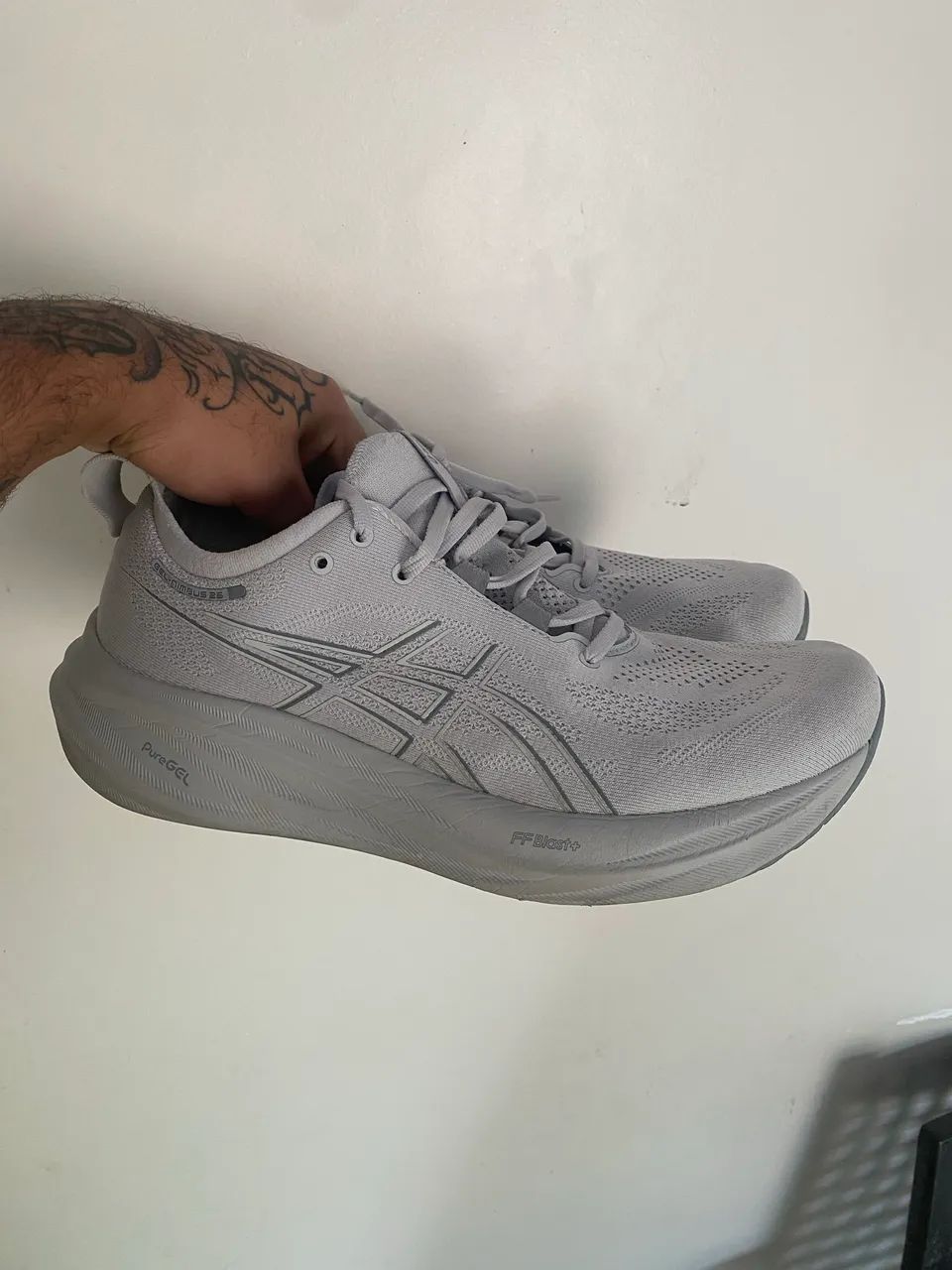Asics nimbus 26 tamanho 41 BR 