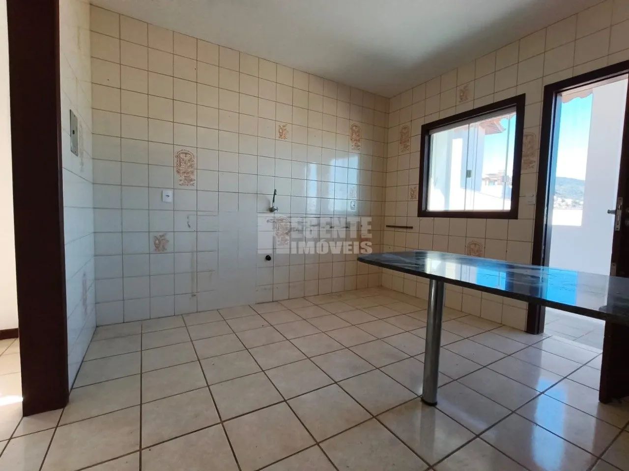Ótima casa para locação no bairro Saco Grande!