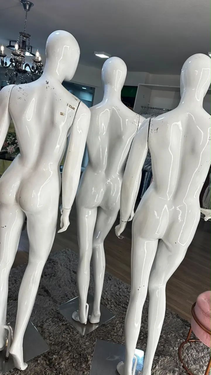 Manequins femininos 250 reais  - Foto 2