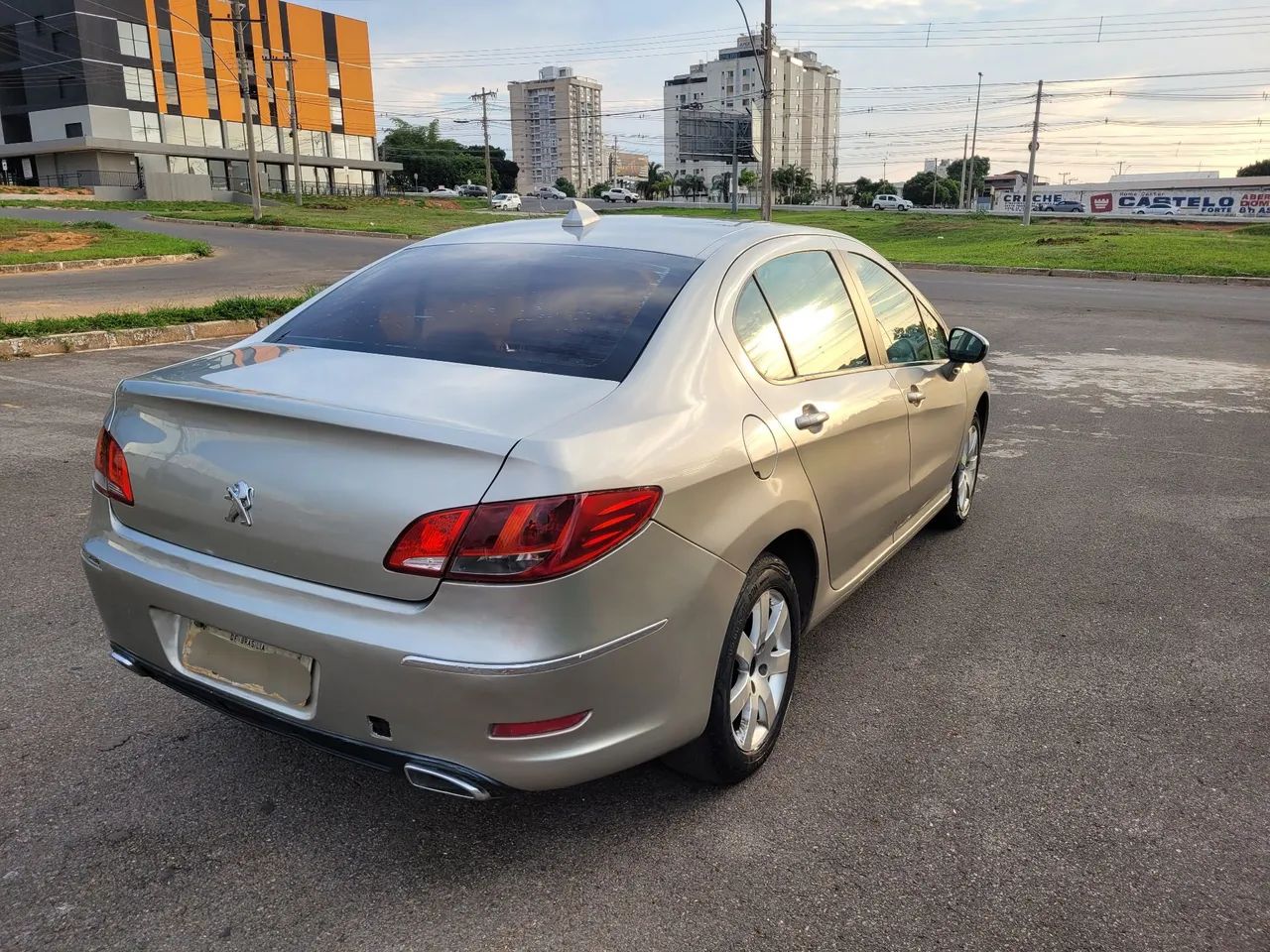Peugeot 408 408 Sedan Allure 2.0 Flex 16V 4p Aut. 2012