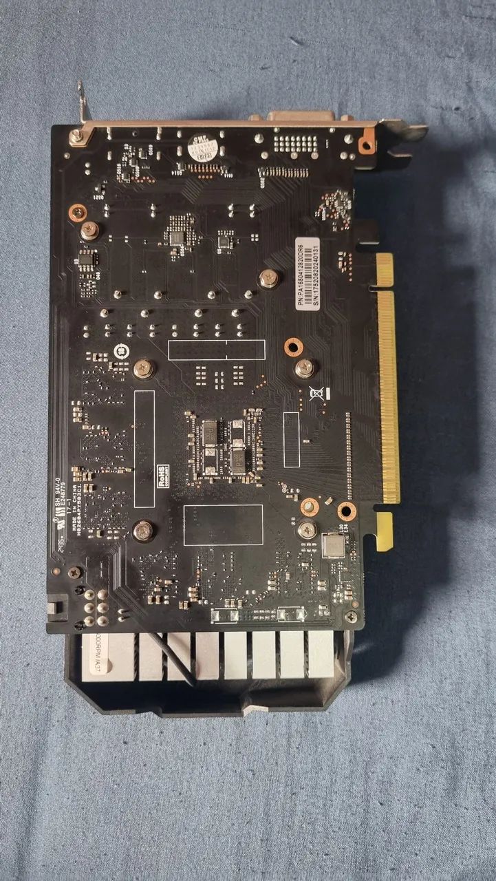 Gtx 1650 pcyes - Foto 2