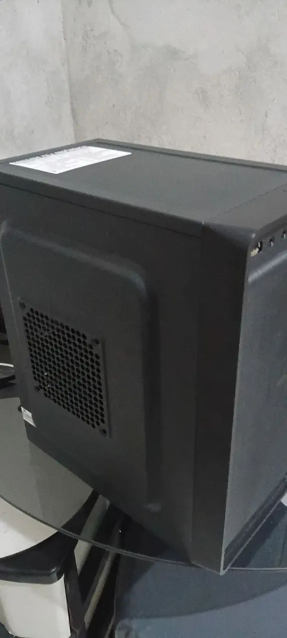 Vendo cpu pouco usado, problema na placa mãe.  - Foto 2