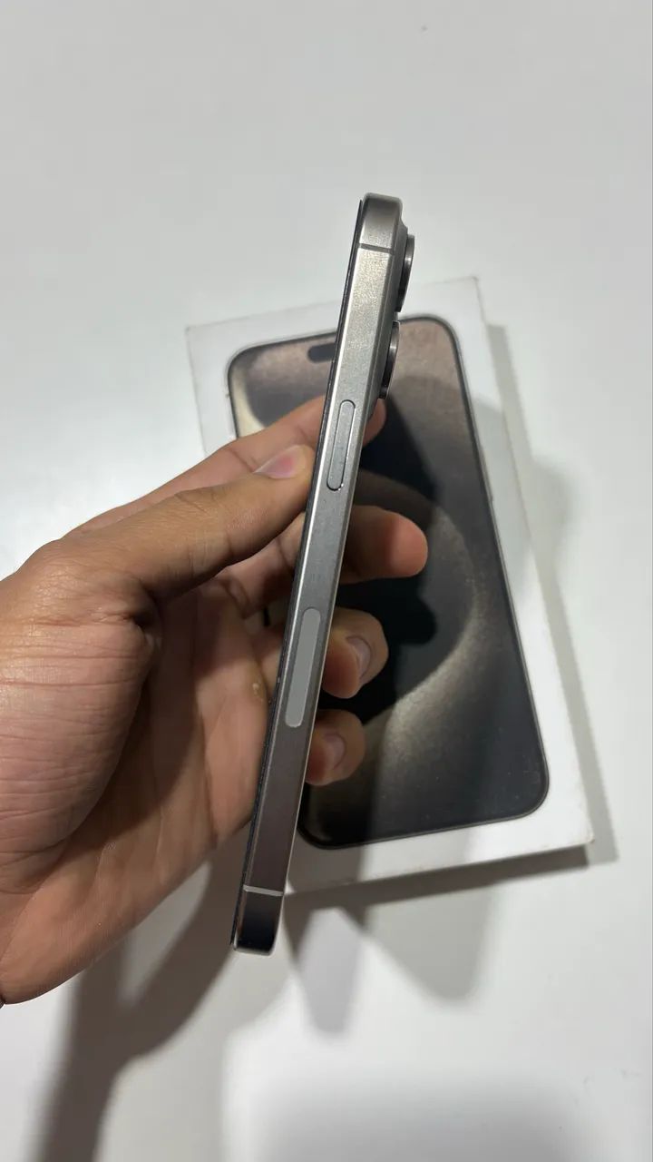 iPhone 15 pro max 256gb Titanium - Foto 3