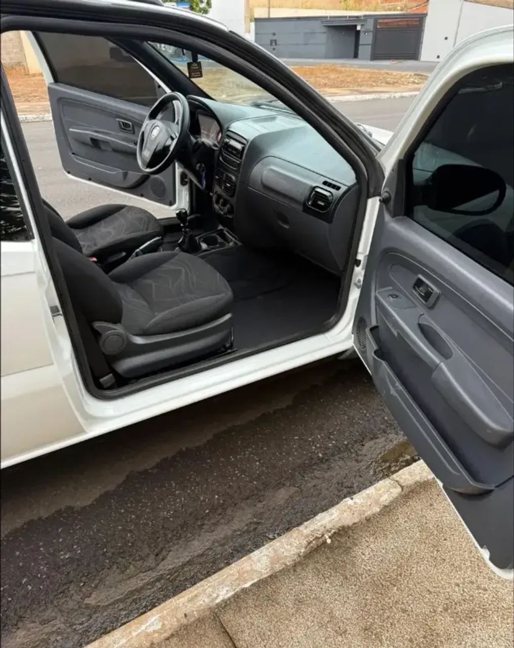 Fiat Strada Working Hard 1.4 Fire Flex 8V CE 2018 - Foto 3