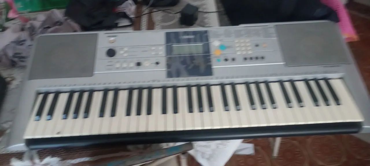 Vendo teclados em bom estado mas precisa de manutenção  - Foto 2