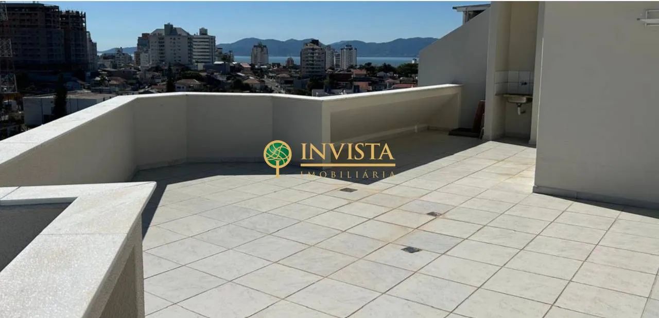 Cobertura Duplex com 4 quartos e Vista Mar em Capoeiras.