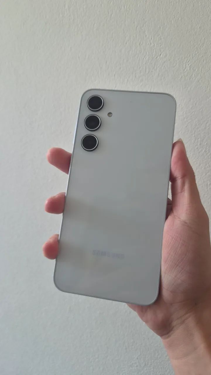 A35 5G 256GB (8RAM)