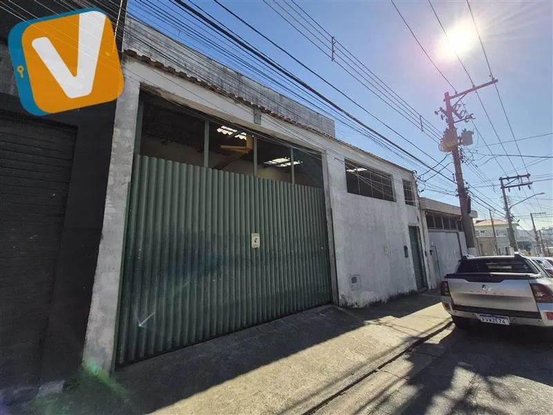 Galpão 730 m²
