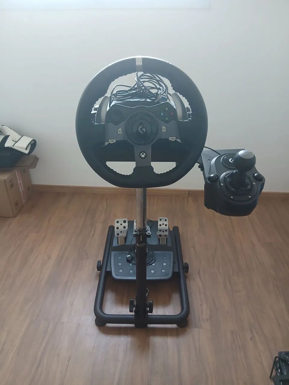 Volante Logitech G920 com câmbio e suporte - Foto 4