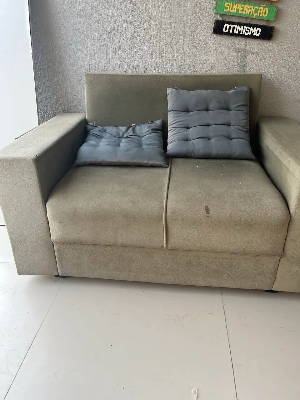 VENDO SOFÁ BOM 