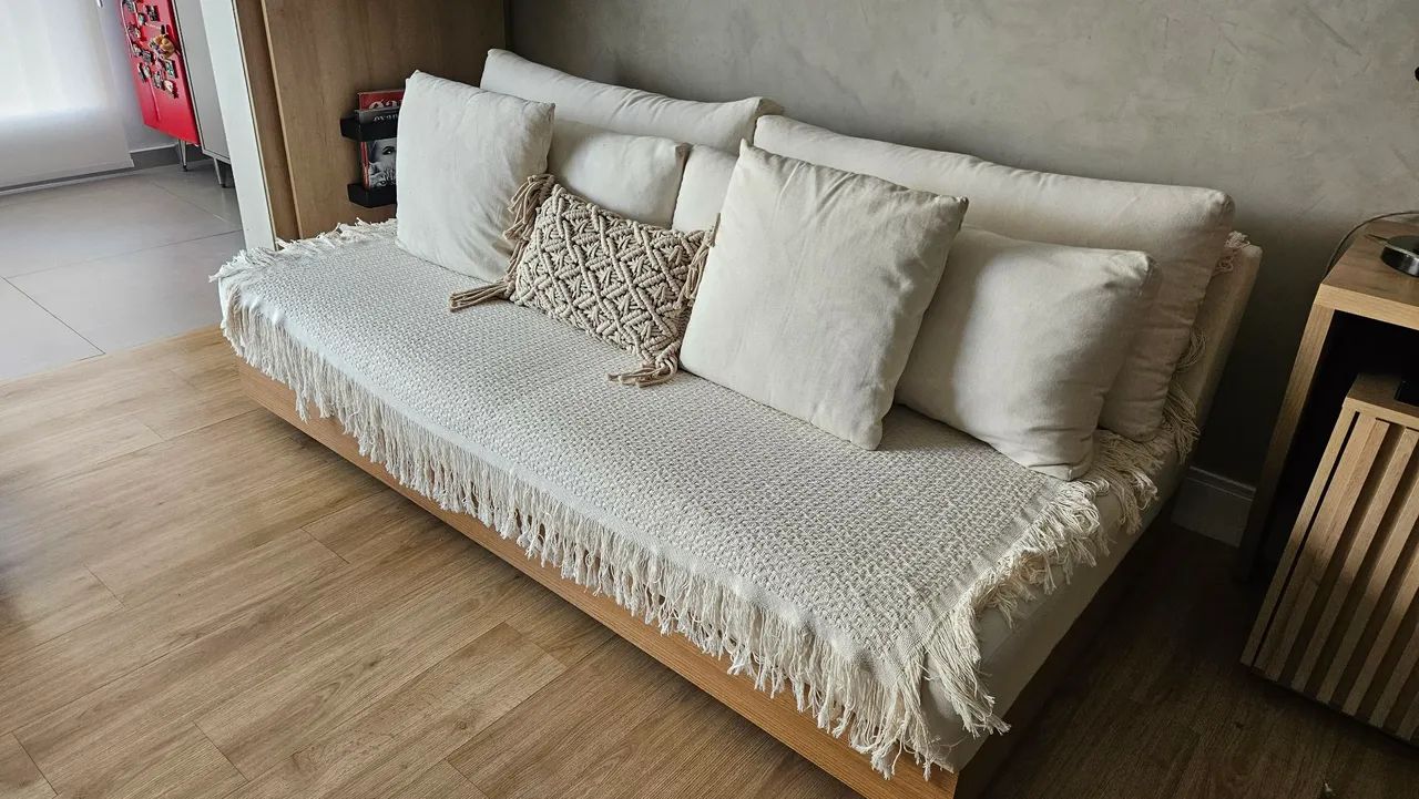 Sofá com design diferenciado - Foto 2