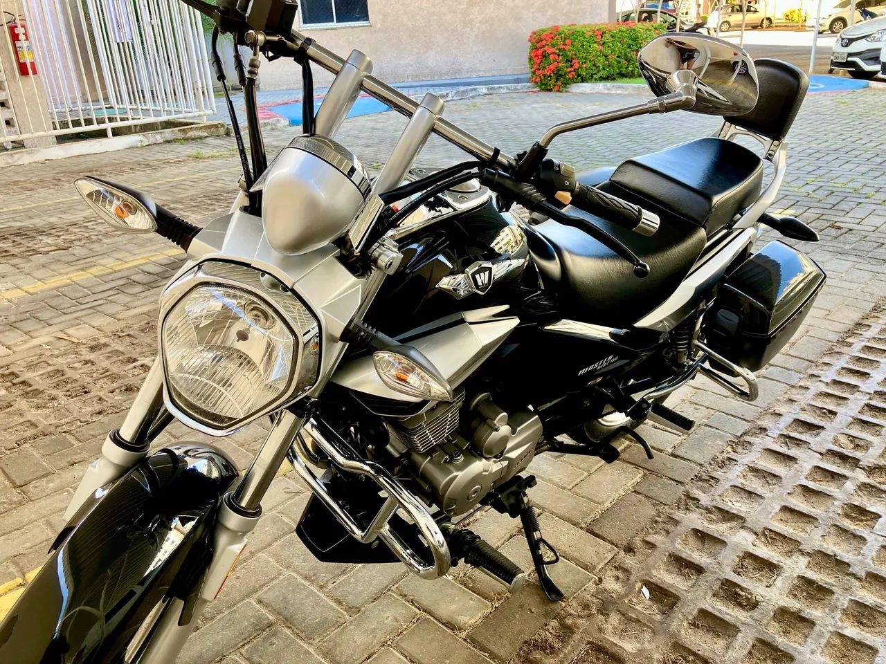 Master Ride 150 - Econômica e Bonita (Tipo custom)