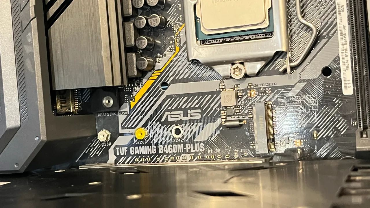 Placa Mãe gaming B460 LGA1200 - Foto 3