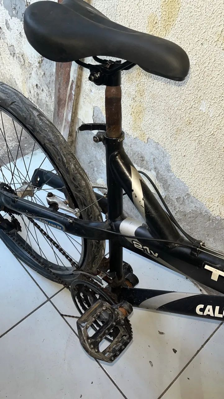 buke aro 26 caloi com macha no rolamento  - Foto 2