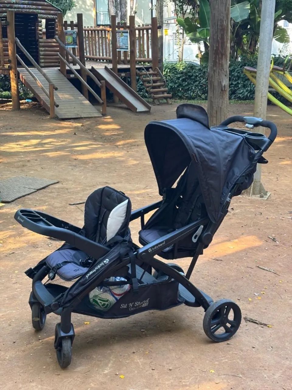 Carrinho duplo de bebê  - Foto 4