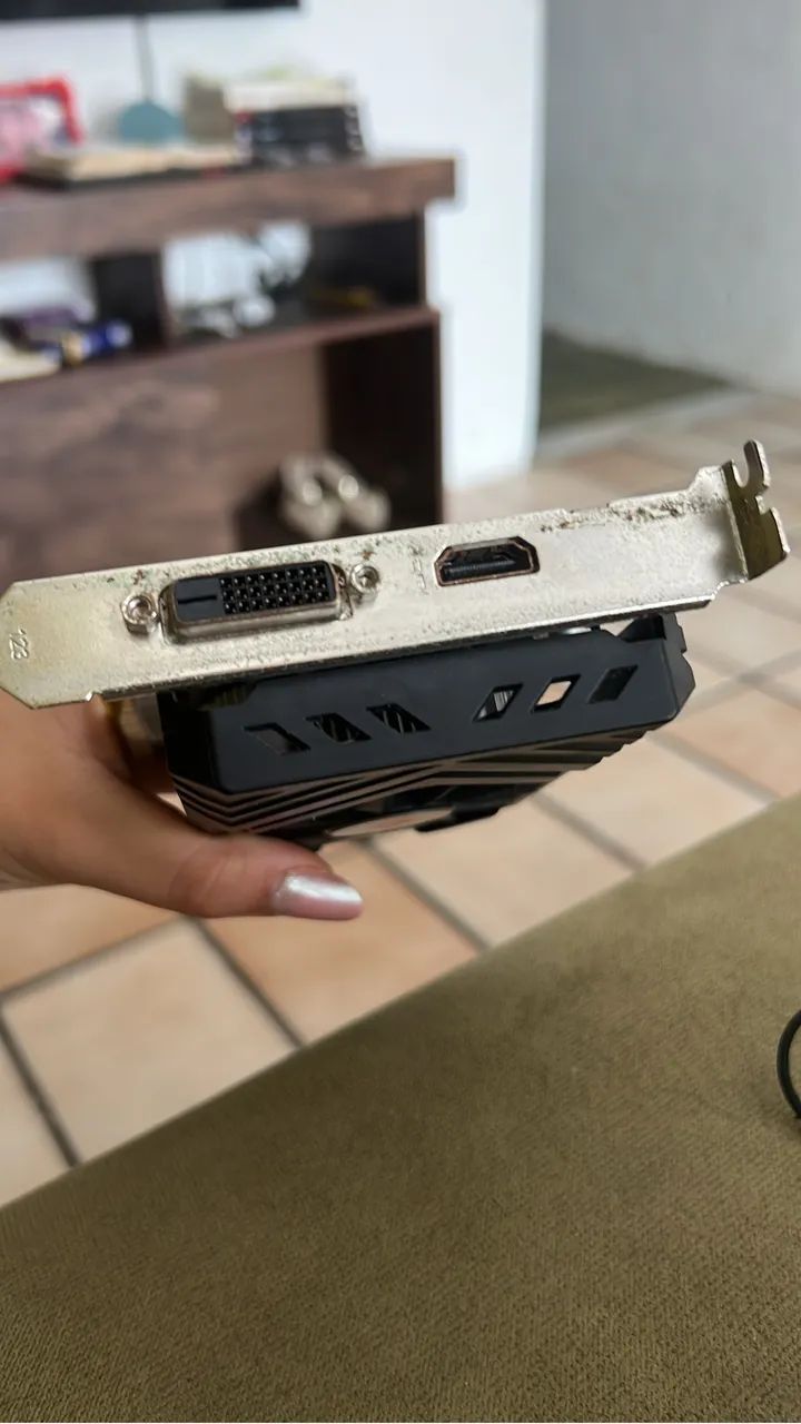 GTX 1650 4GB - Foto 2