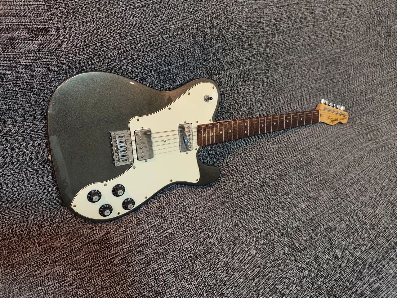 SQUIER TELECASTER DELUXE  - Foto 4