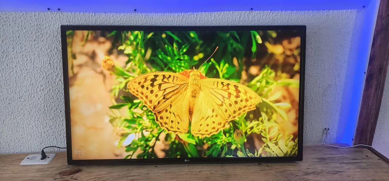 TV 32 polegadas smart com cabo controle todos apss YouTube e Netflix Bluetooth e d mais  - Foto 5
