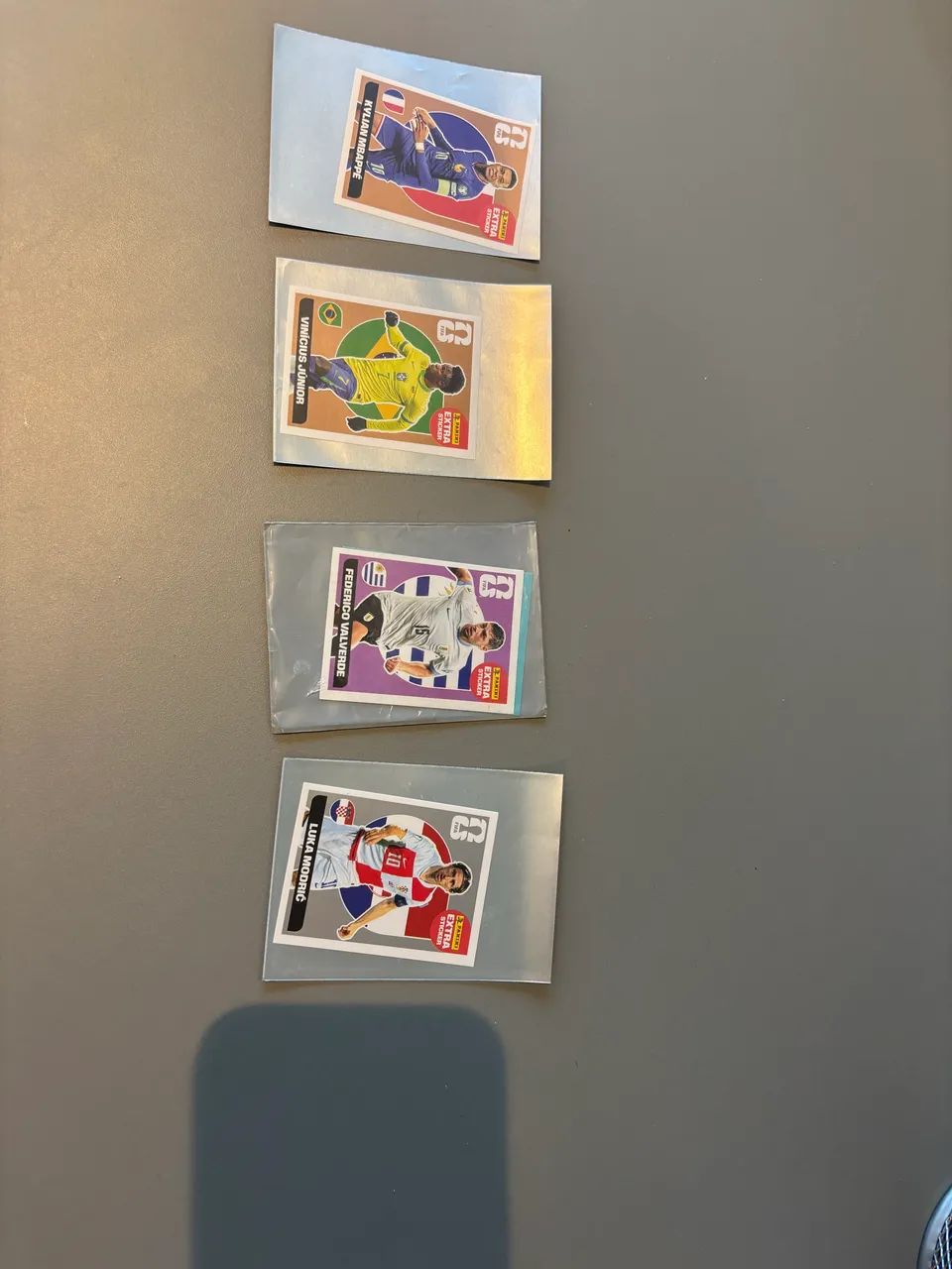 OFERTA RELÂMPAGO, figurinhas legends da copa - Foto 4