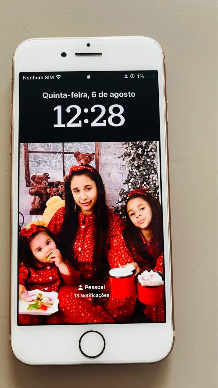 iPhone 8