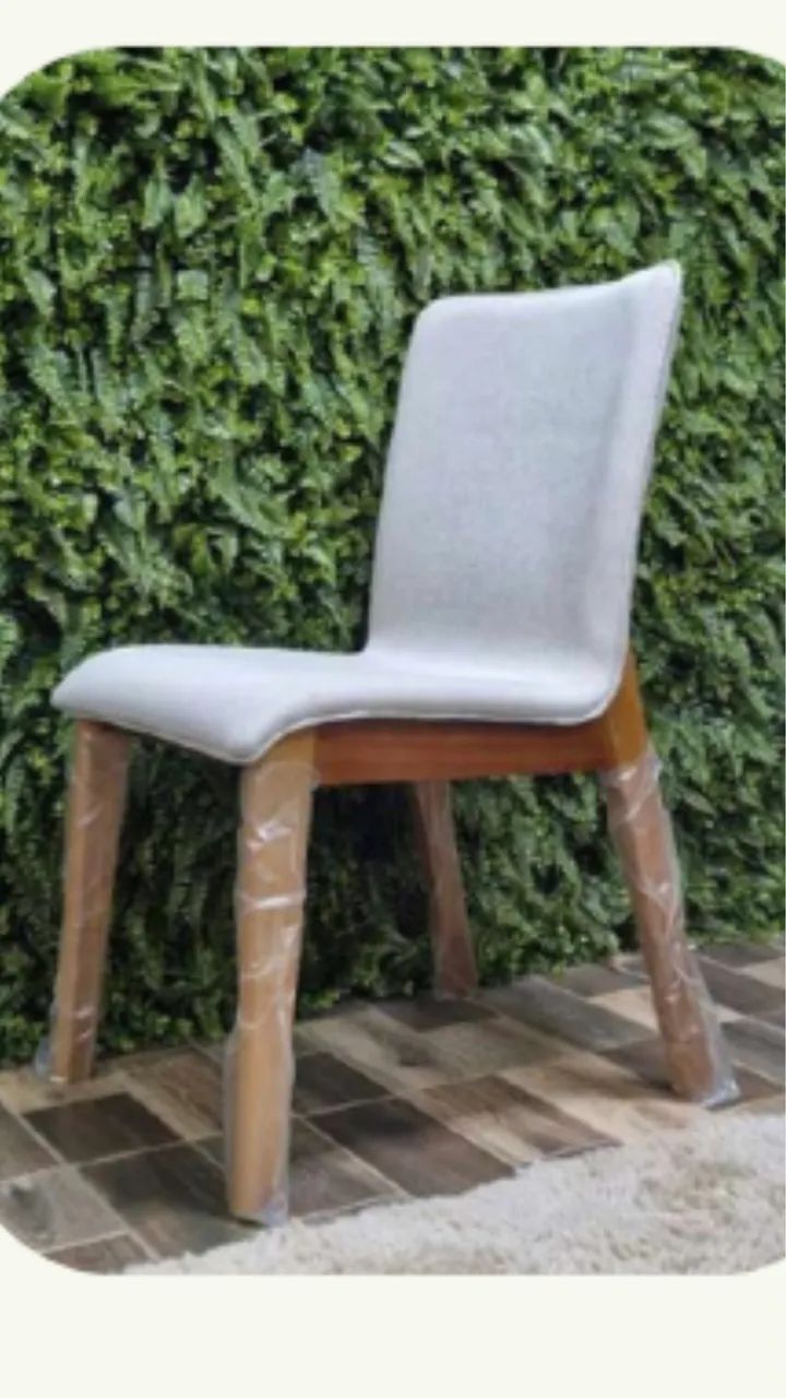 Cadeira fontineli 